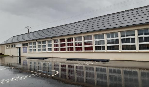 Réville PV