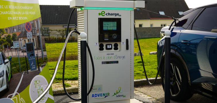 Borne de recharge E-charge50 La Hague