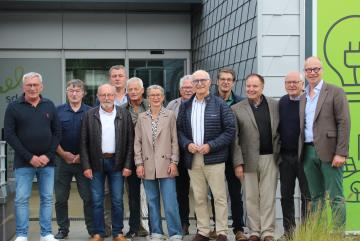 Le Président et les 11 Vice-Présidents